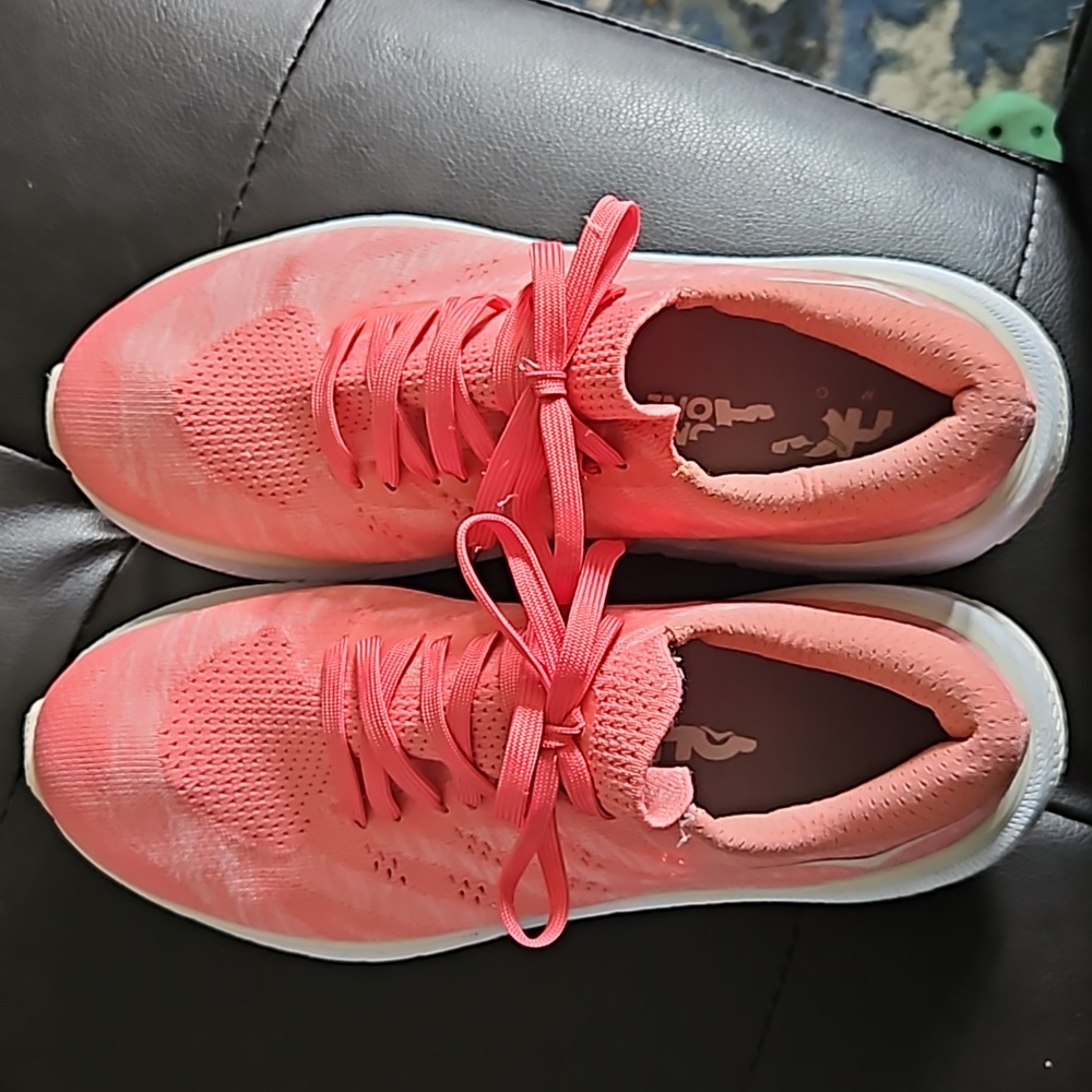 Hoka One size 7